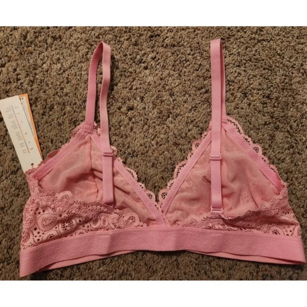 Colsie Pink Lace Triangle Bralette Women's/Girls Size M Medium NWT - Picture 3 of 6